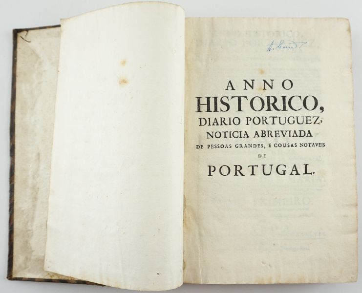 LIVROS E MANUSCRITOS