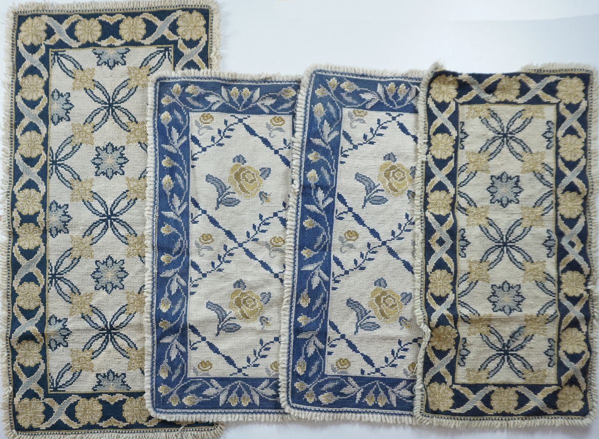 4 Tapetes de Arraiolos