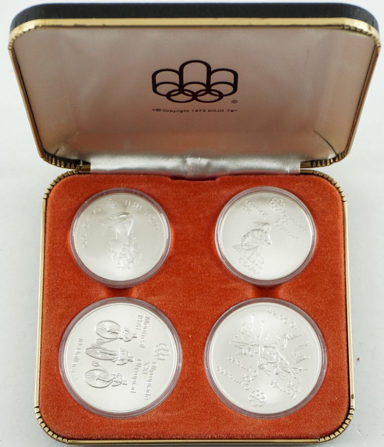 4 Moedas em Prata