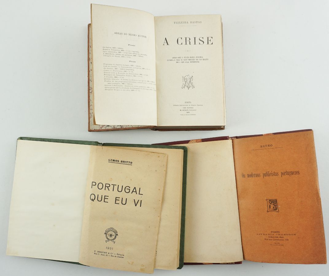 Portugal : Visões Económicas e Políticas no Sec. XIX e XX, 3 Livros