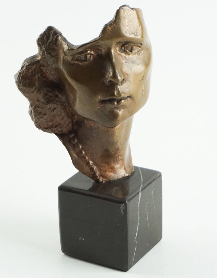 Irene Vilar
