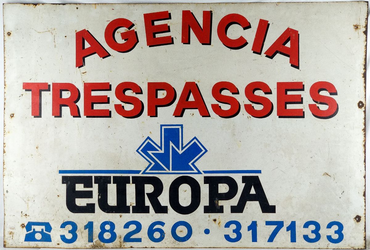 Placa Publicitária de Seguradora