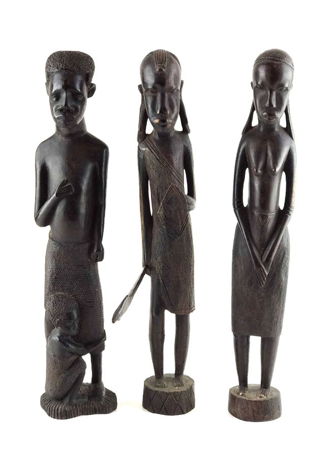 Três Figuras Africanas