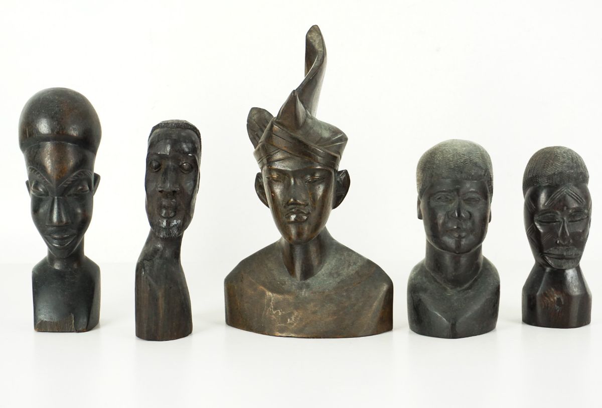 Cinco Cabeças Africanas