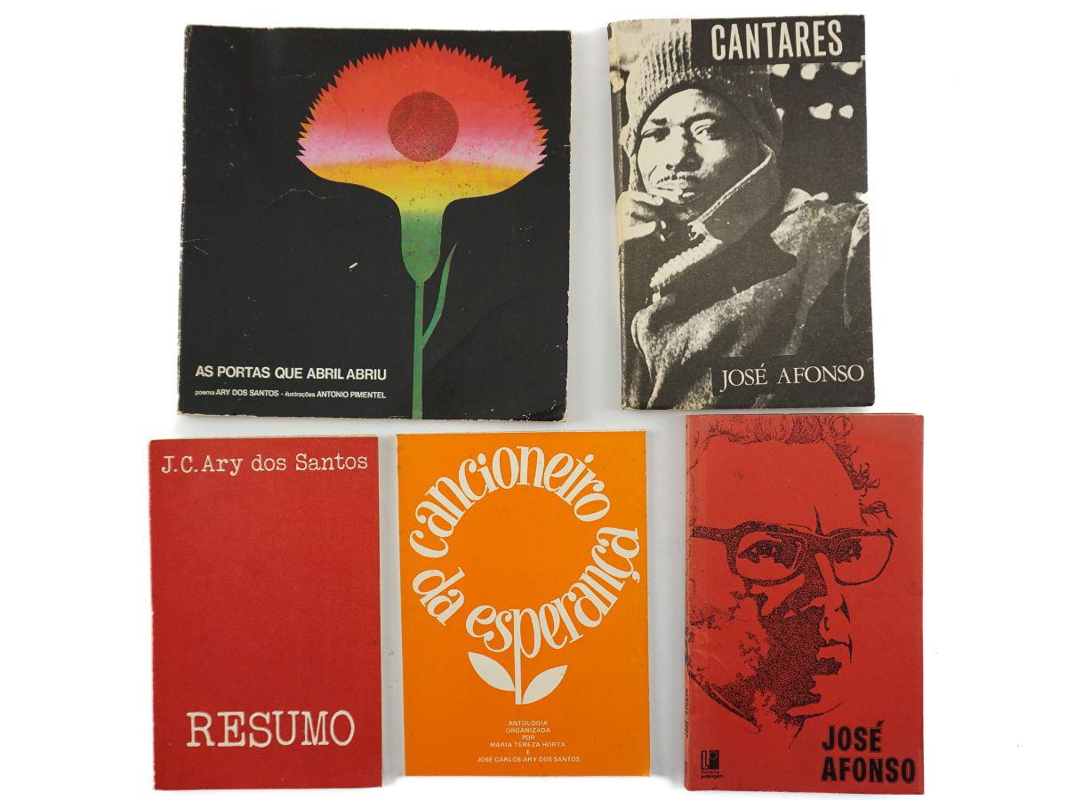 Livros de José Afonso e de J.C. Ary dos Santos, 5 Titúlos, 1ª Edições