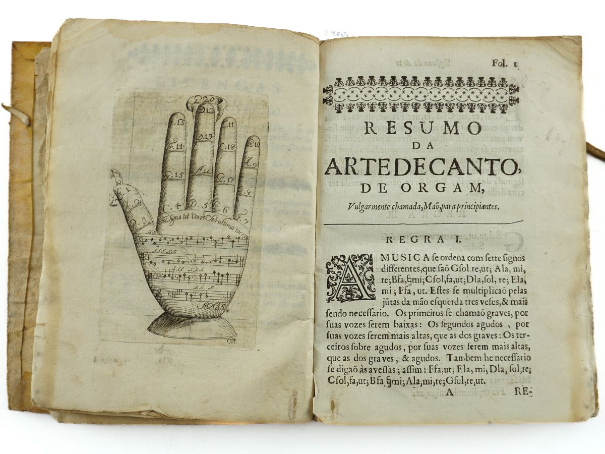 Arte Mínima (1704)