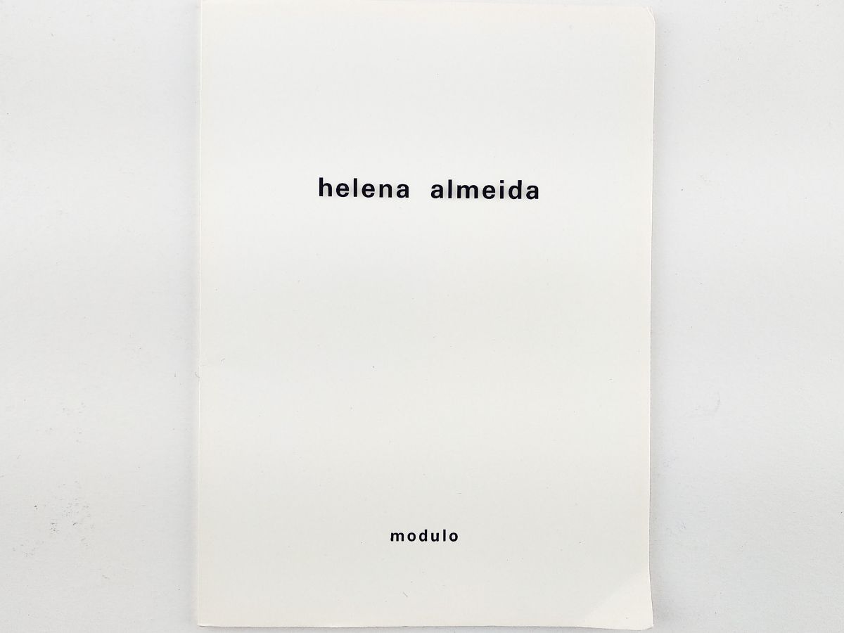 Helena Almeida – livro de artista