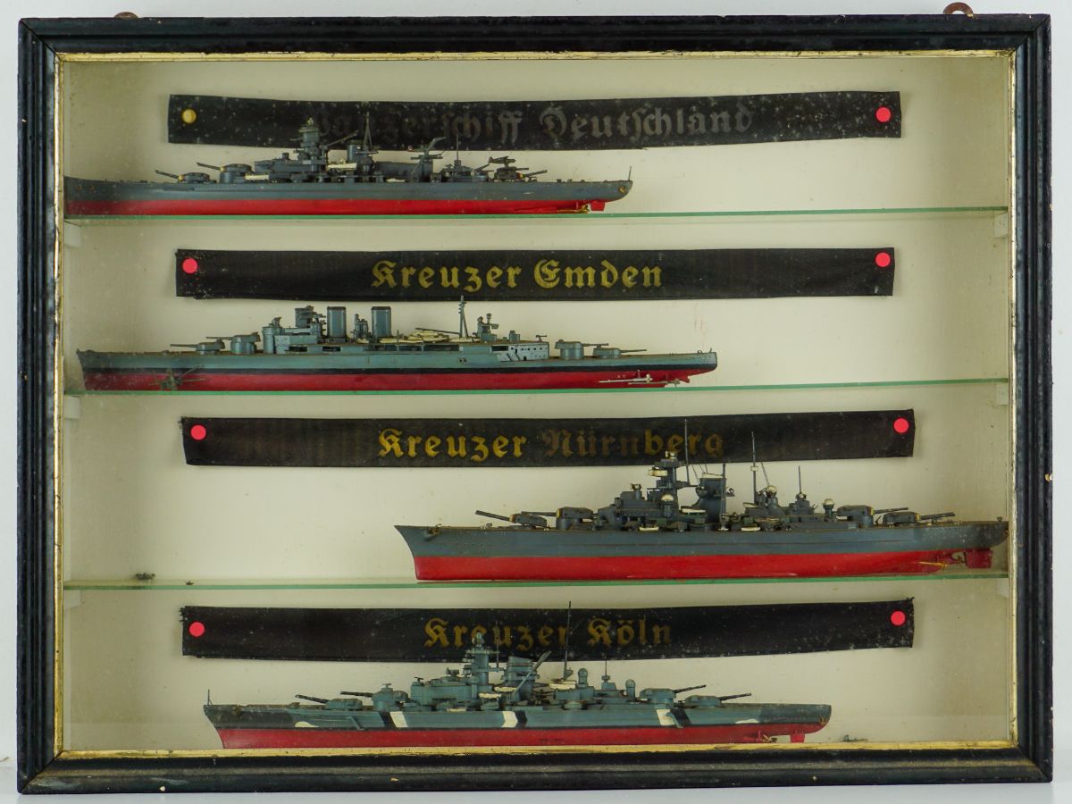 4 Barcos de guerra