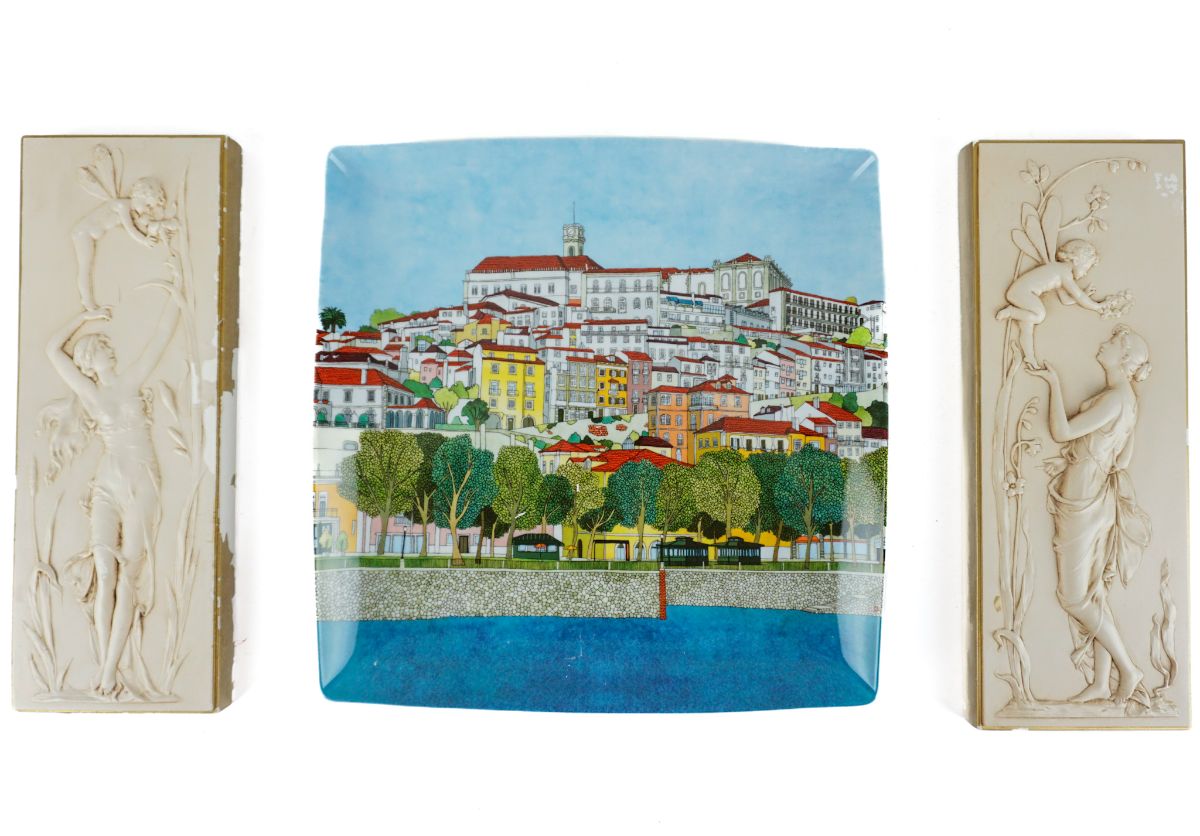 3 Peças em porcelana