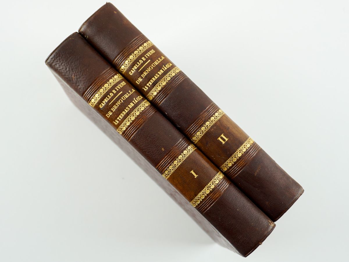 H. Capello e R. Ivens – De Benguella às Terras de Iácca (1881)