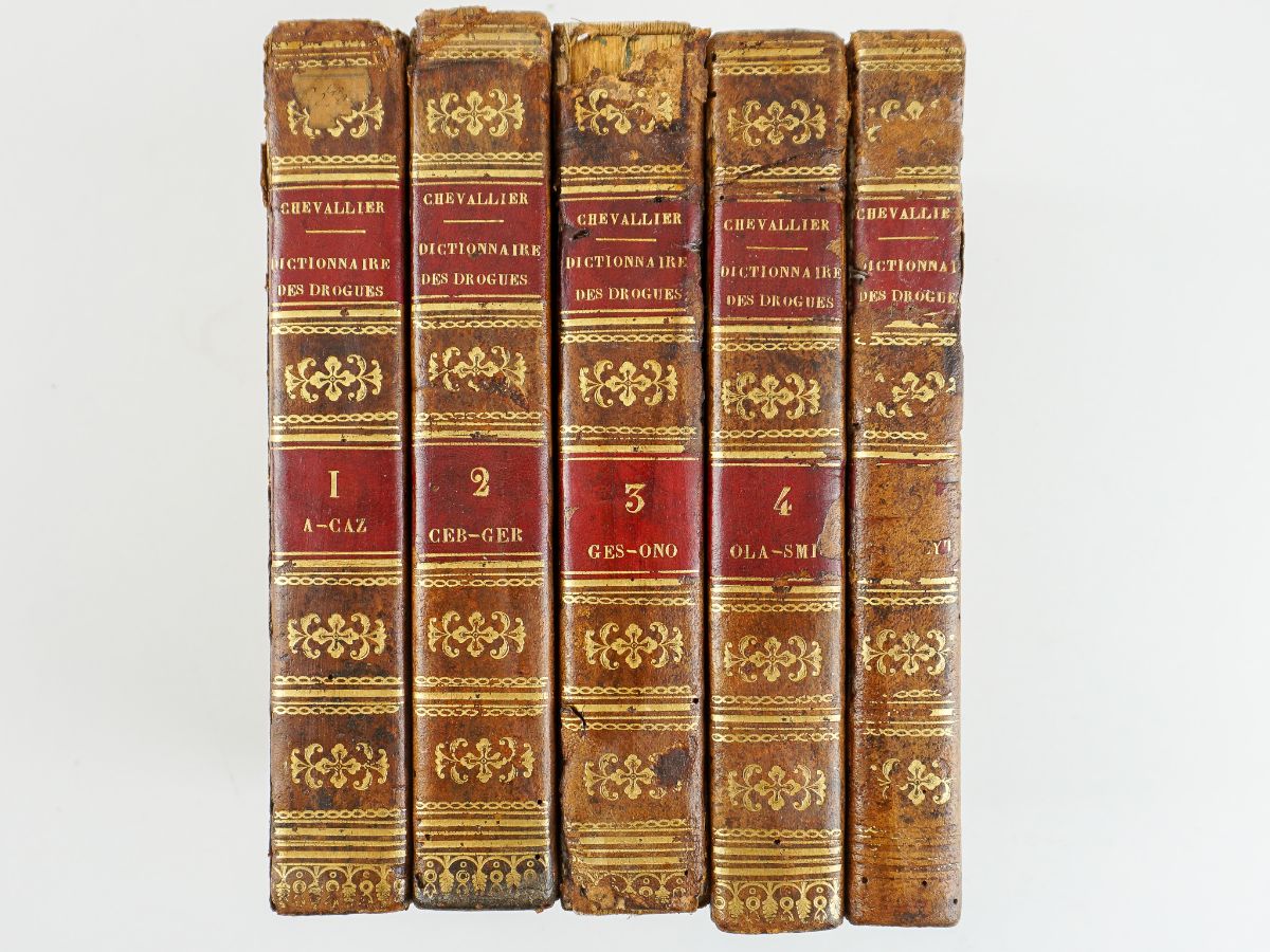 Dictionnaire des Drogues, d’historre Naturelle, de Pharmacologie (1827-1829)