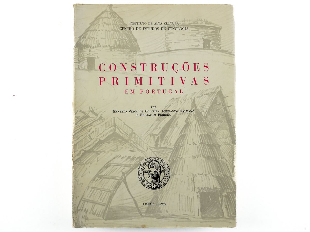 Construções Primitivas em Portugal