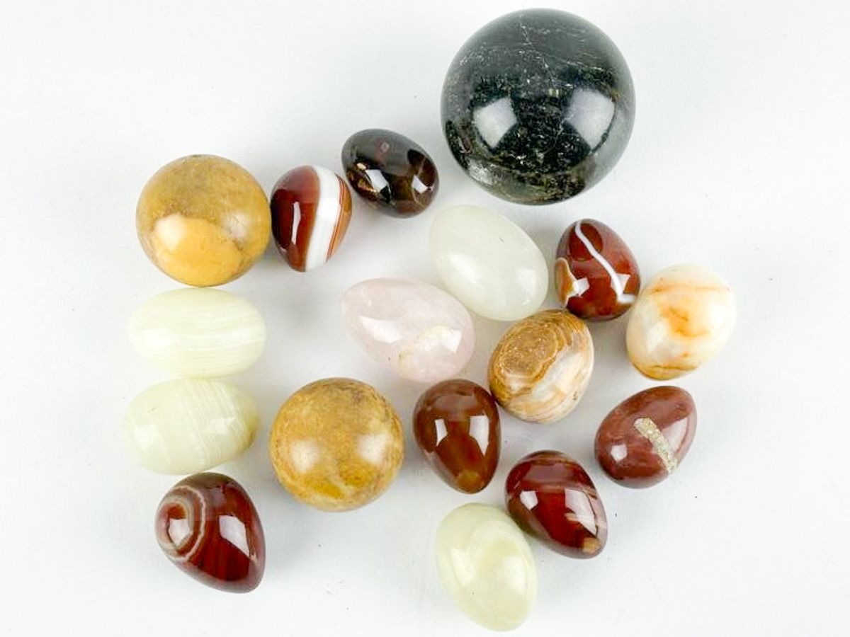 14 Ovos e 3 Bolas