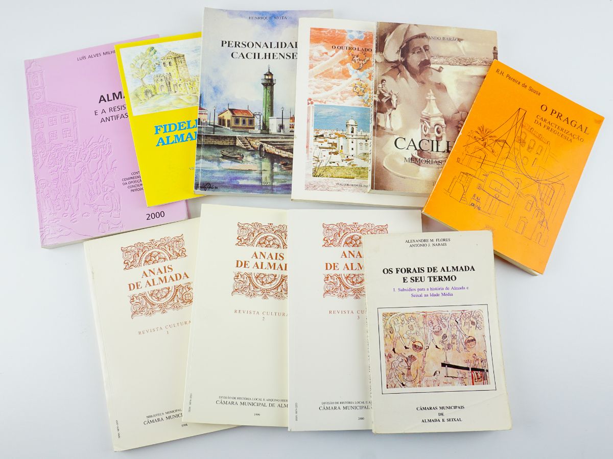 Almada , 10 Livros