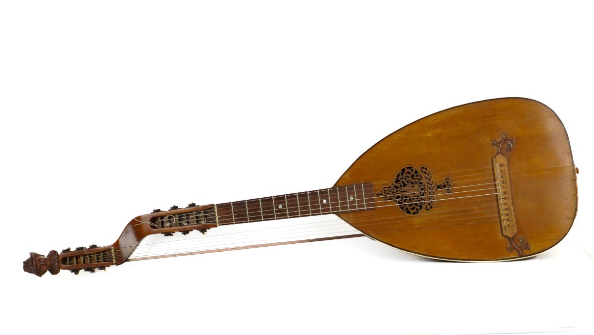 Bath Lute