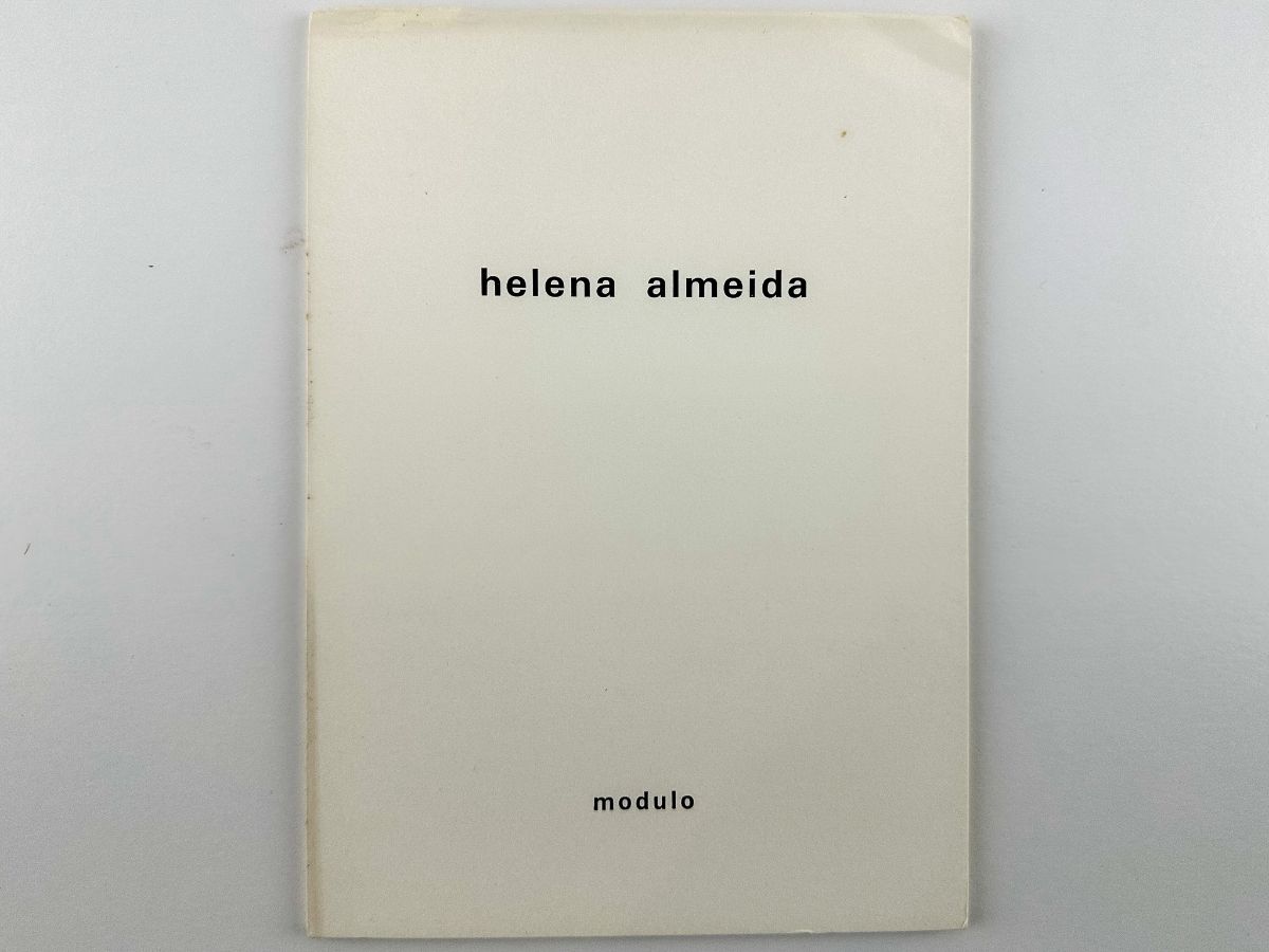 Helena Almeida – livro de artista