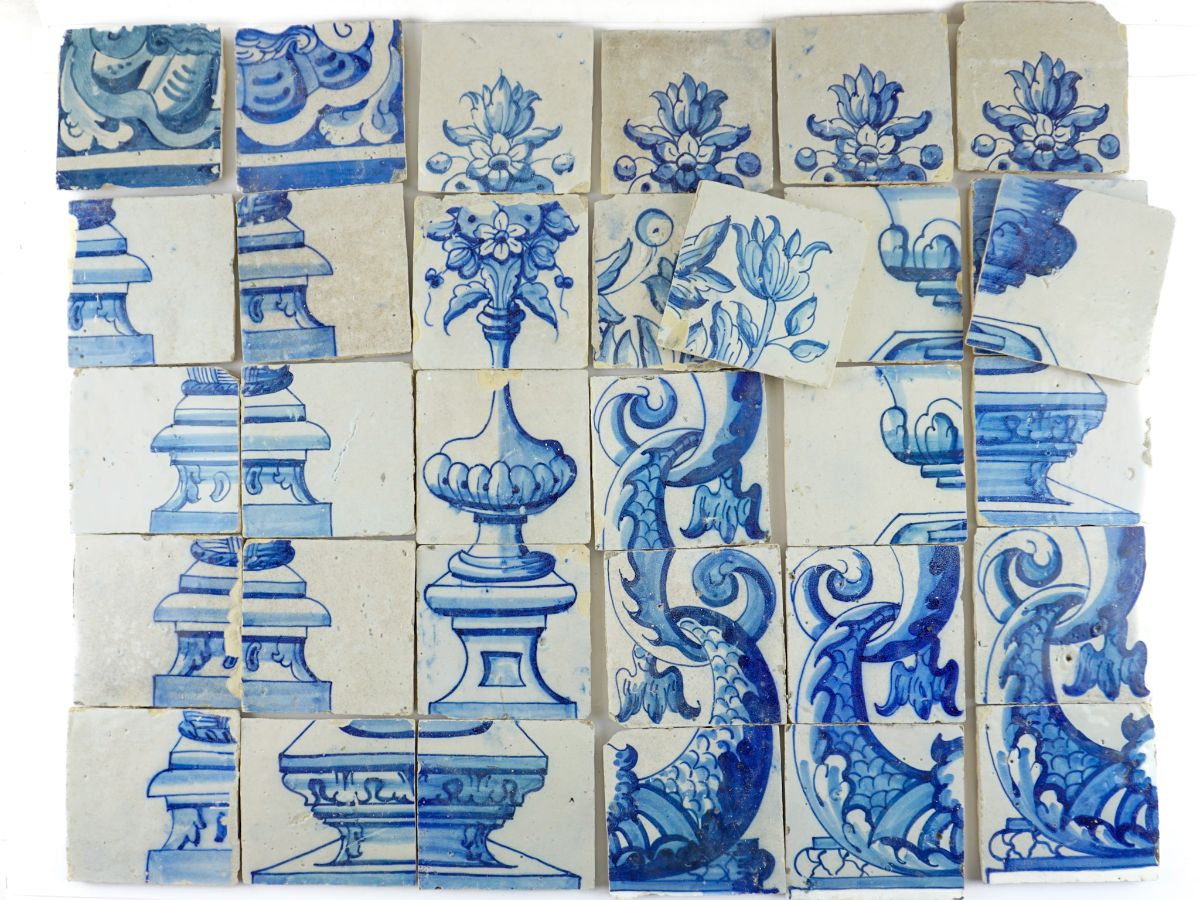 32 Azulejos