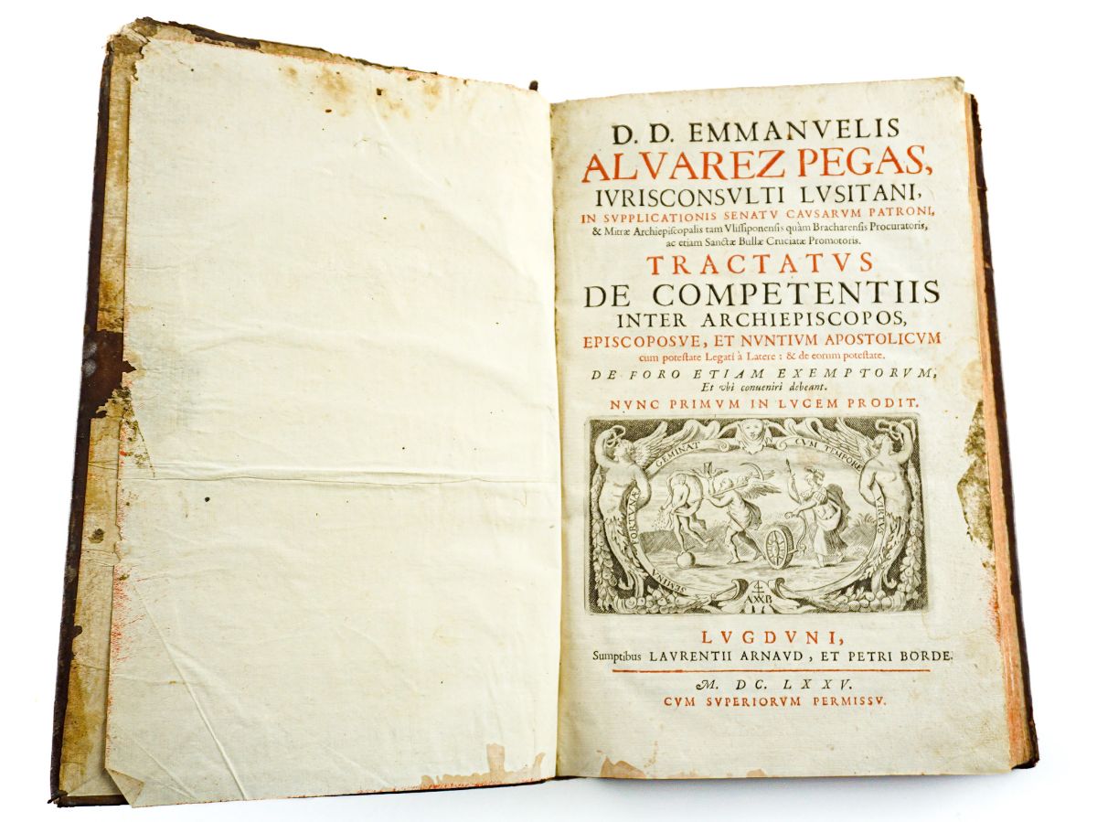 Alvarez Pegas ... Tractatus de competentiis inter archiepiscopos , episcopsue (1675)