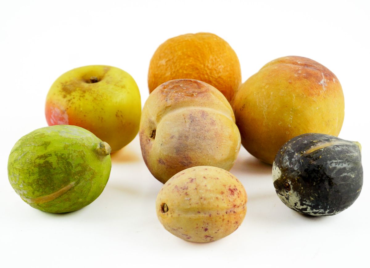 7 Frutas em pedra
