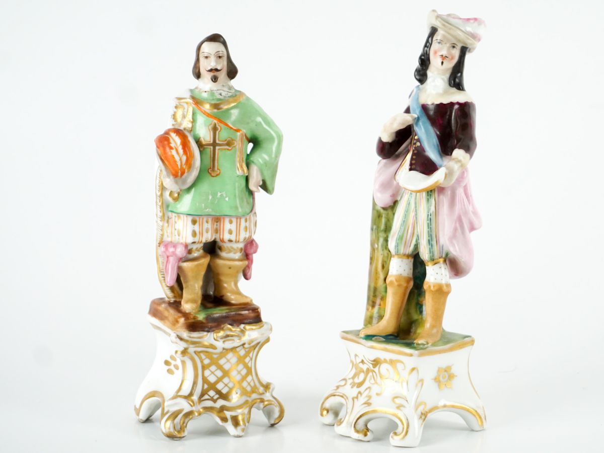 2 Figuras masculinas do séc. XVII