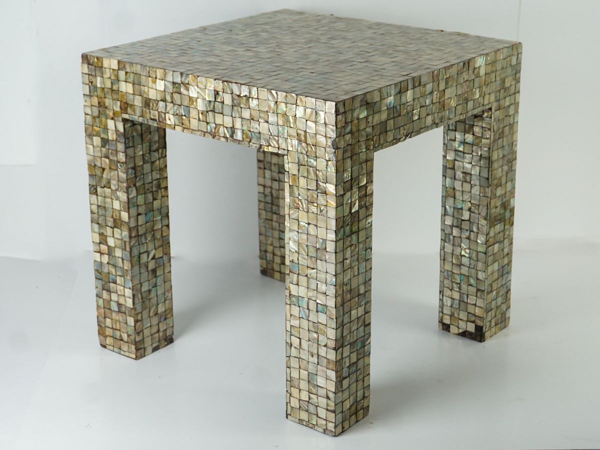 Pequena mesa de apoio