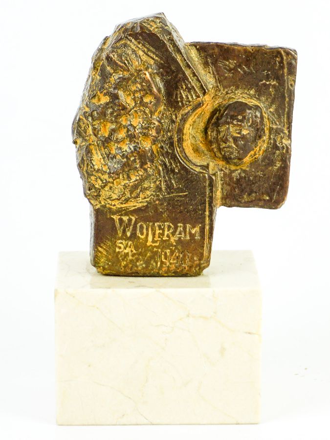 Escultura em bronze