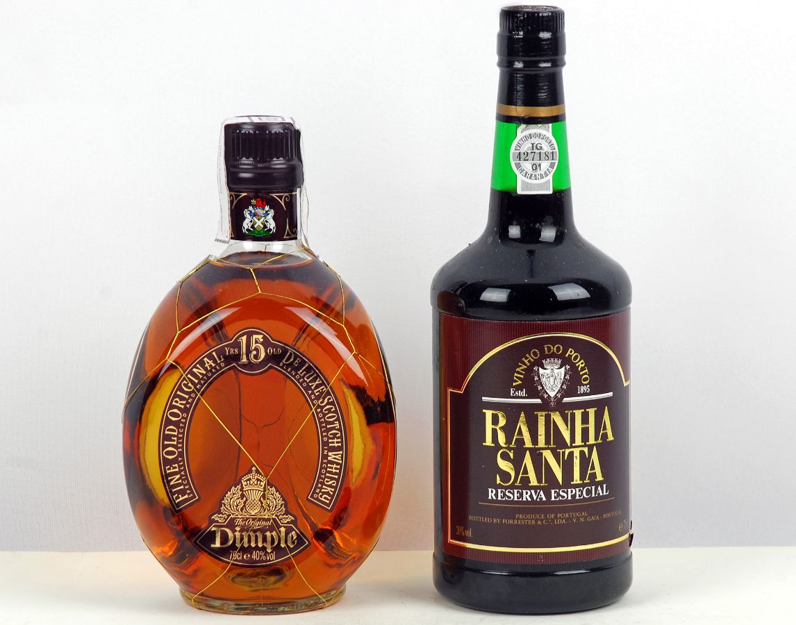 2 Garrafas de alcool