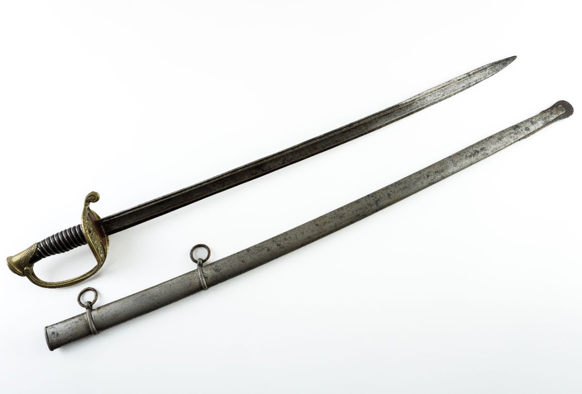 Espada militar portuguesa