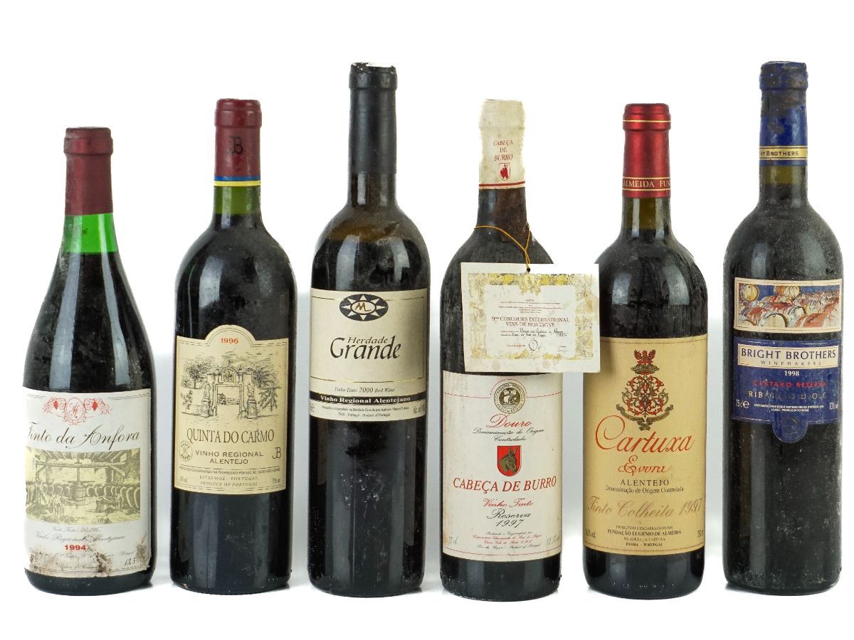 6 Garrafas de vinho tinto selecionadas:
