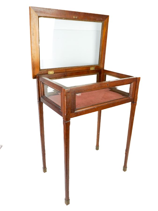 Mesa vitrine