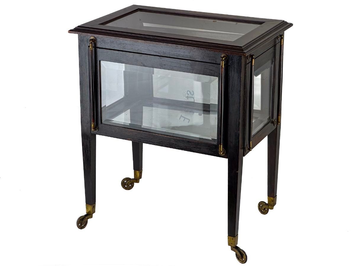 Móvel vitrine