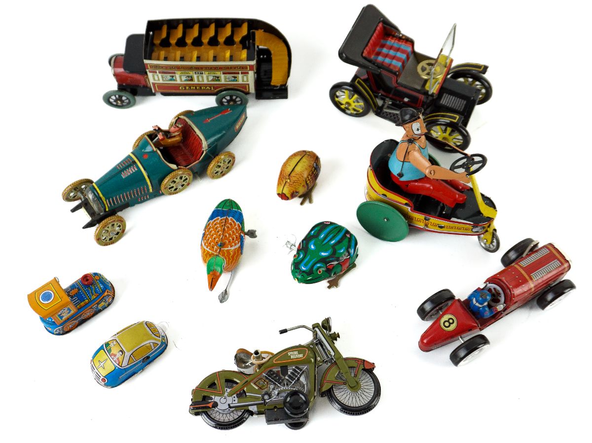 61 Brinquedos