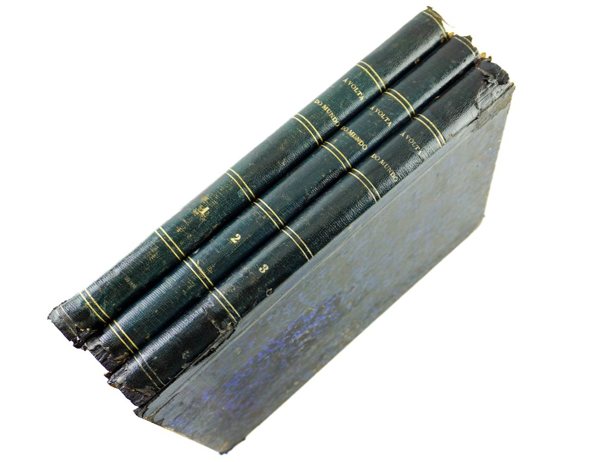 À volta do Mundo – Jornal de Viagens e de Assumptos Geographicos (1880)