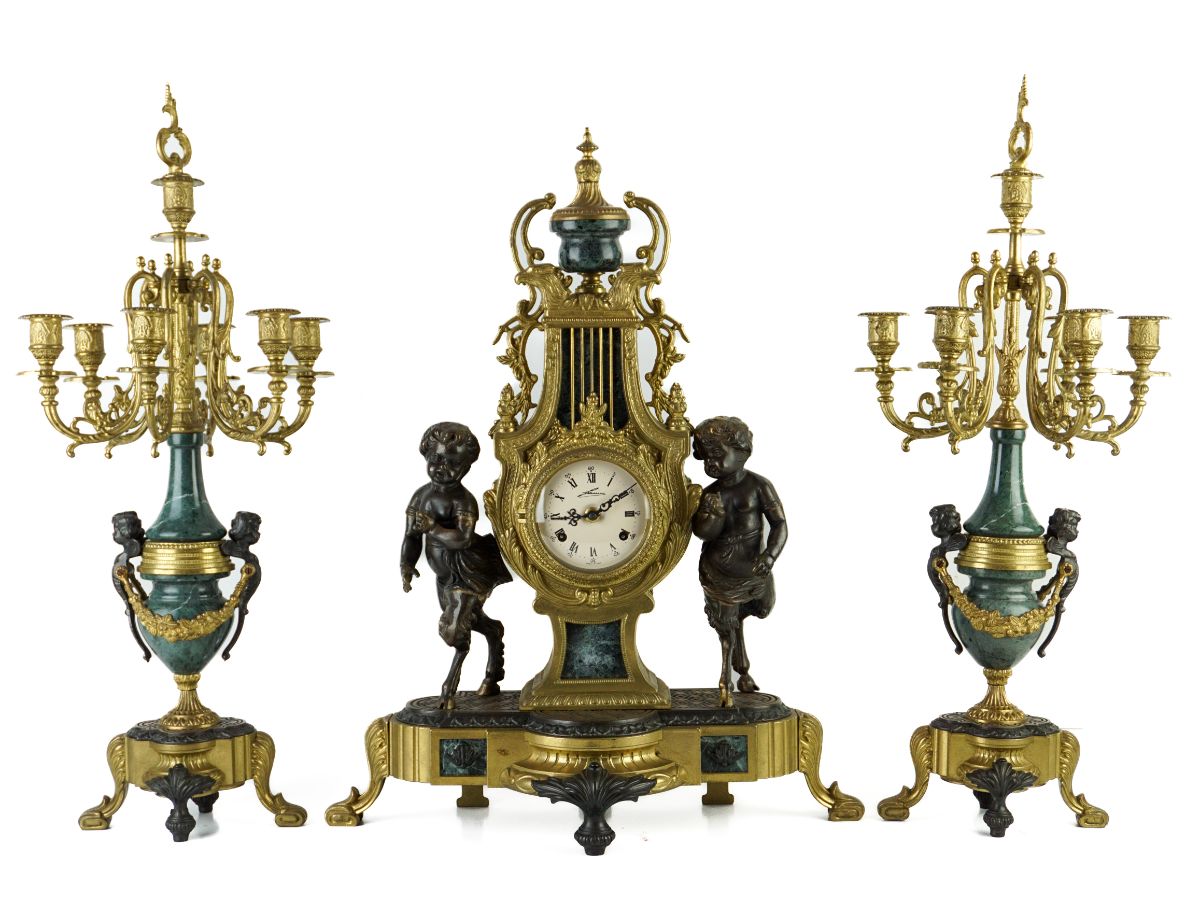 Garniture de chaminé