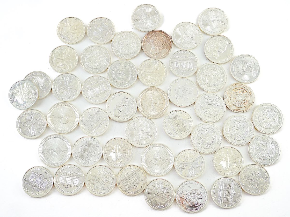47 Moedas em prata