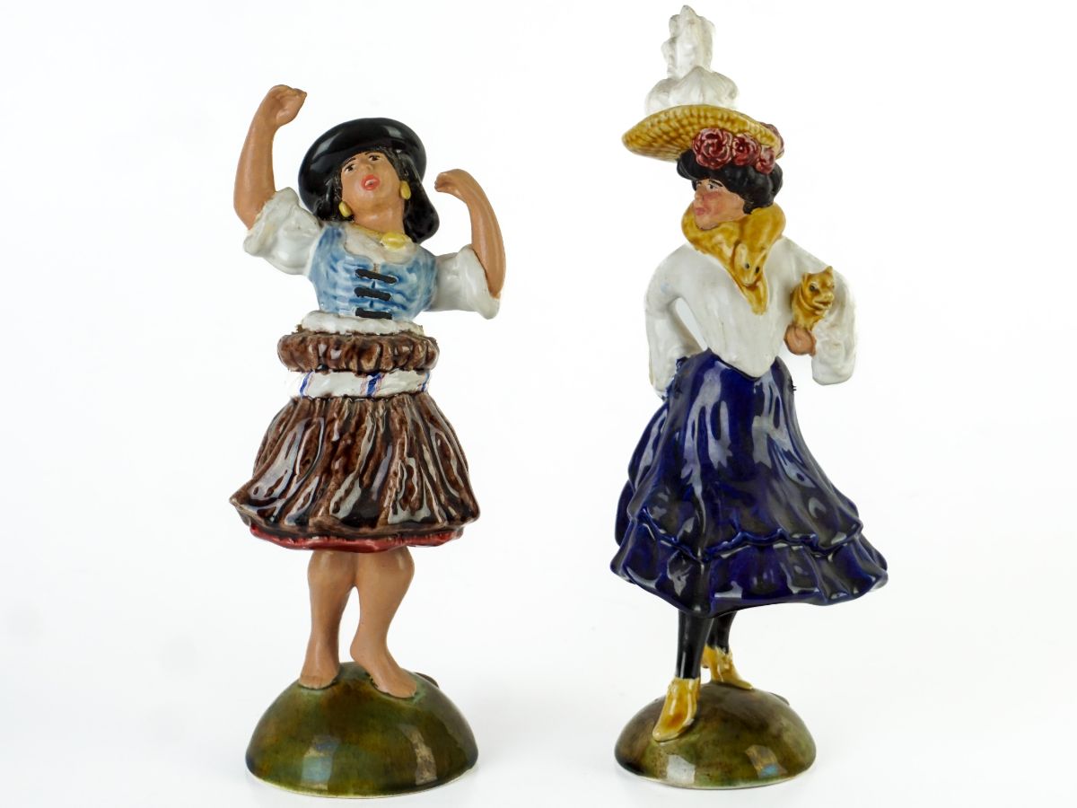 2 Esculturas de movimento