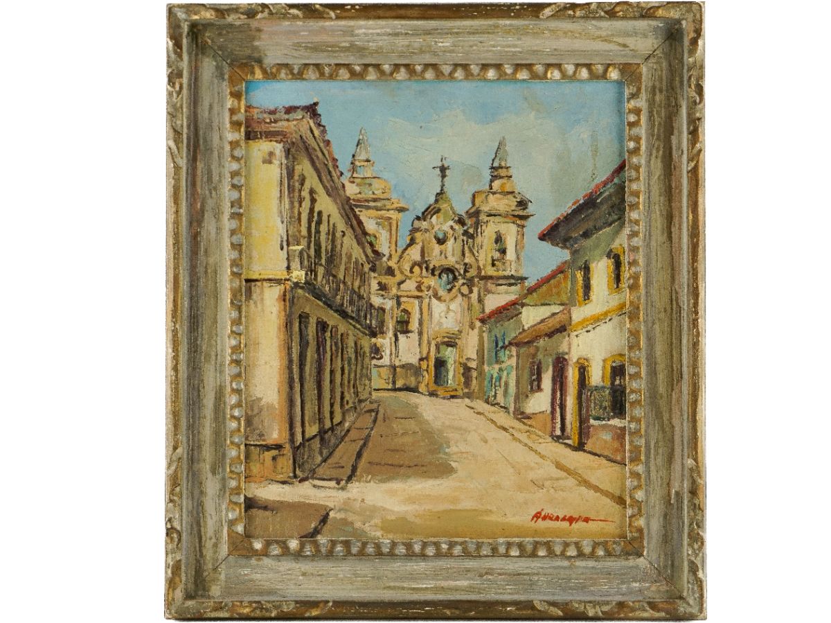Rua com igreja