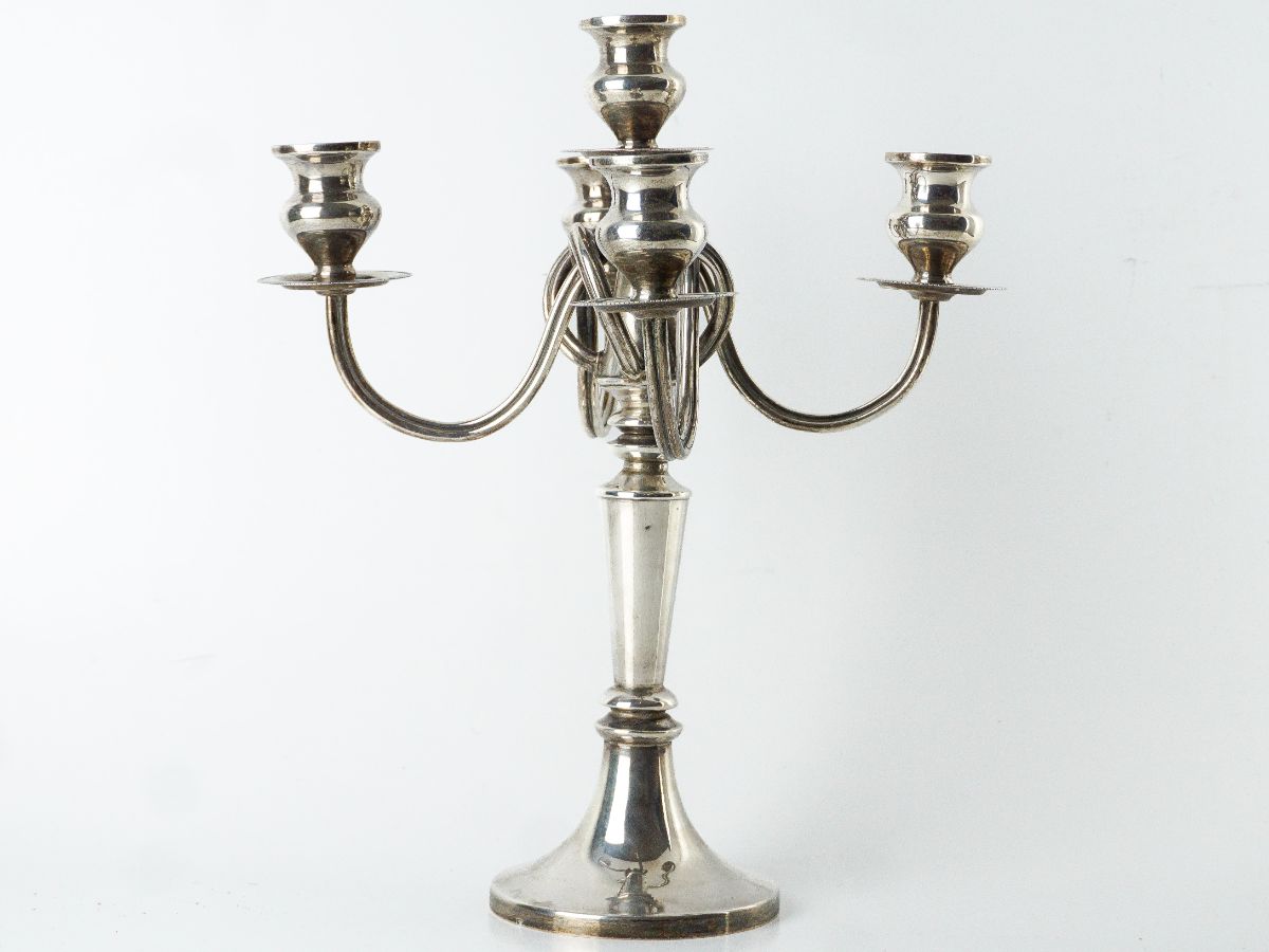 Candelabro de cinco lumes