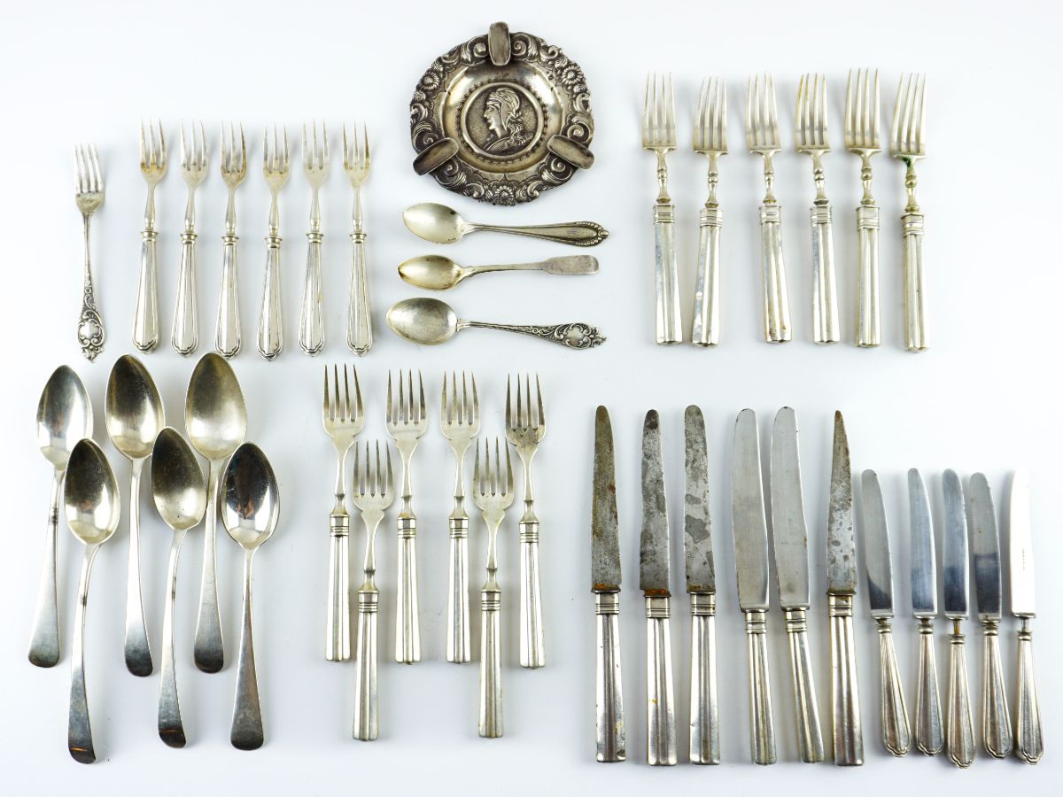 Conjunto de talhares de prata portuguesa