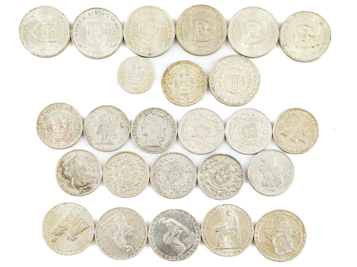 25 Moedas em prata