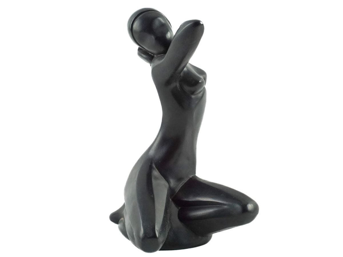 Figura feminina