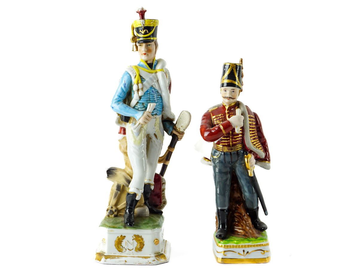 Militares