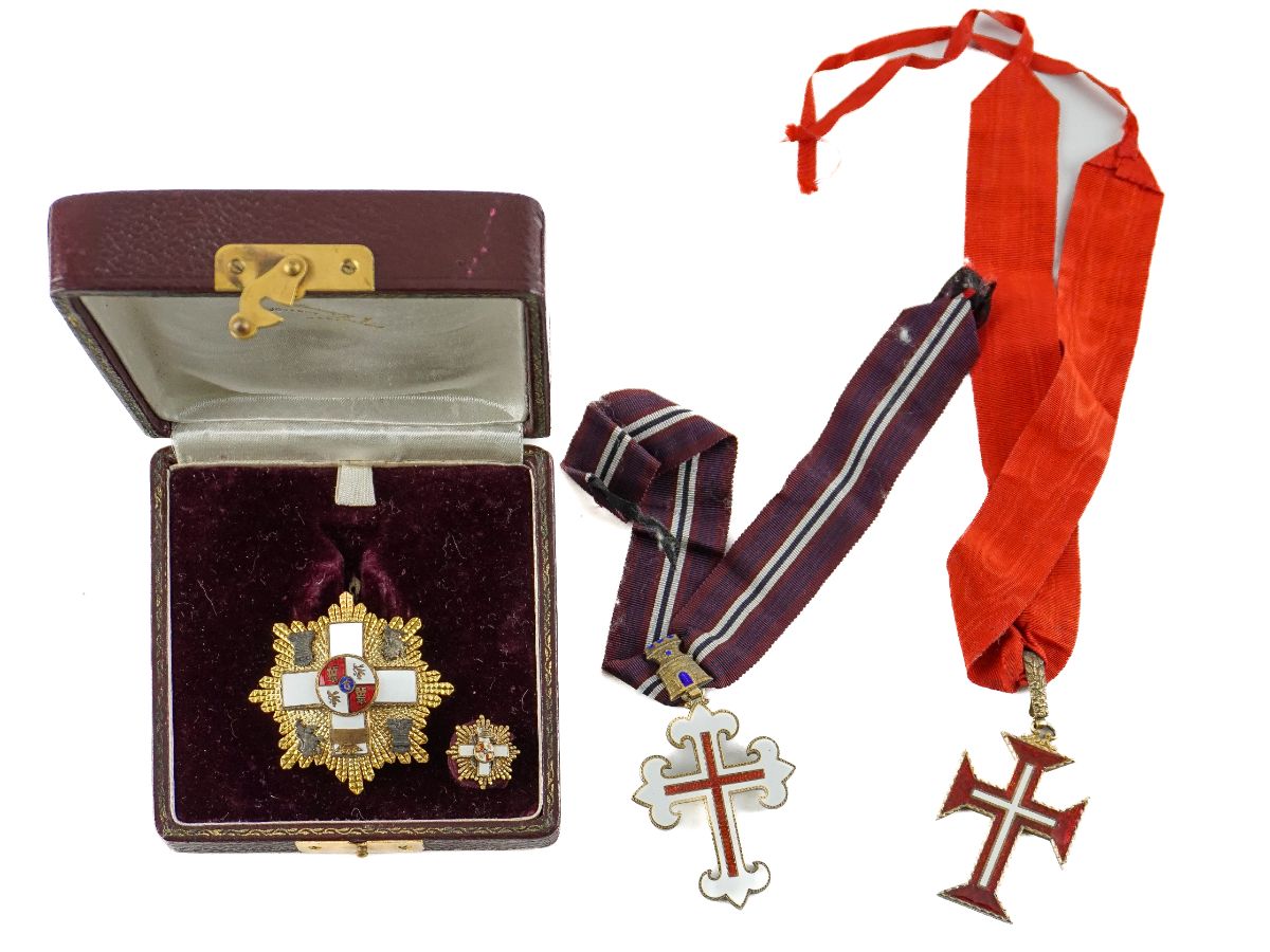 Militaria