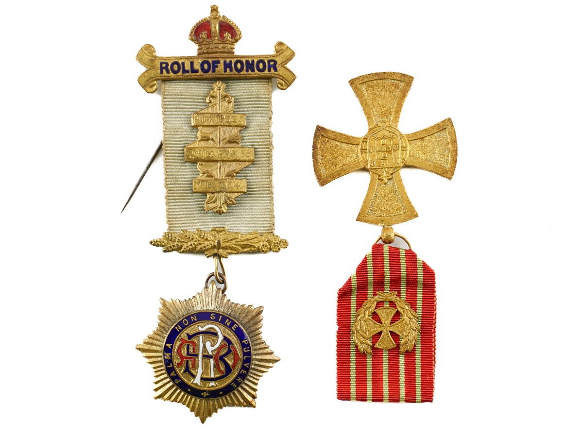 Militaria