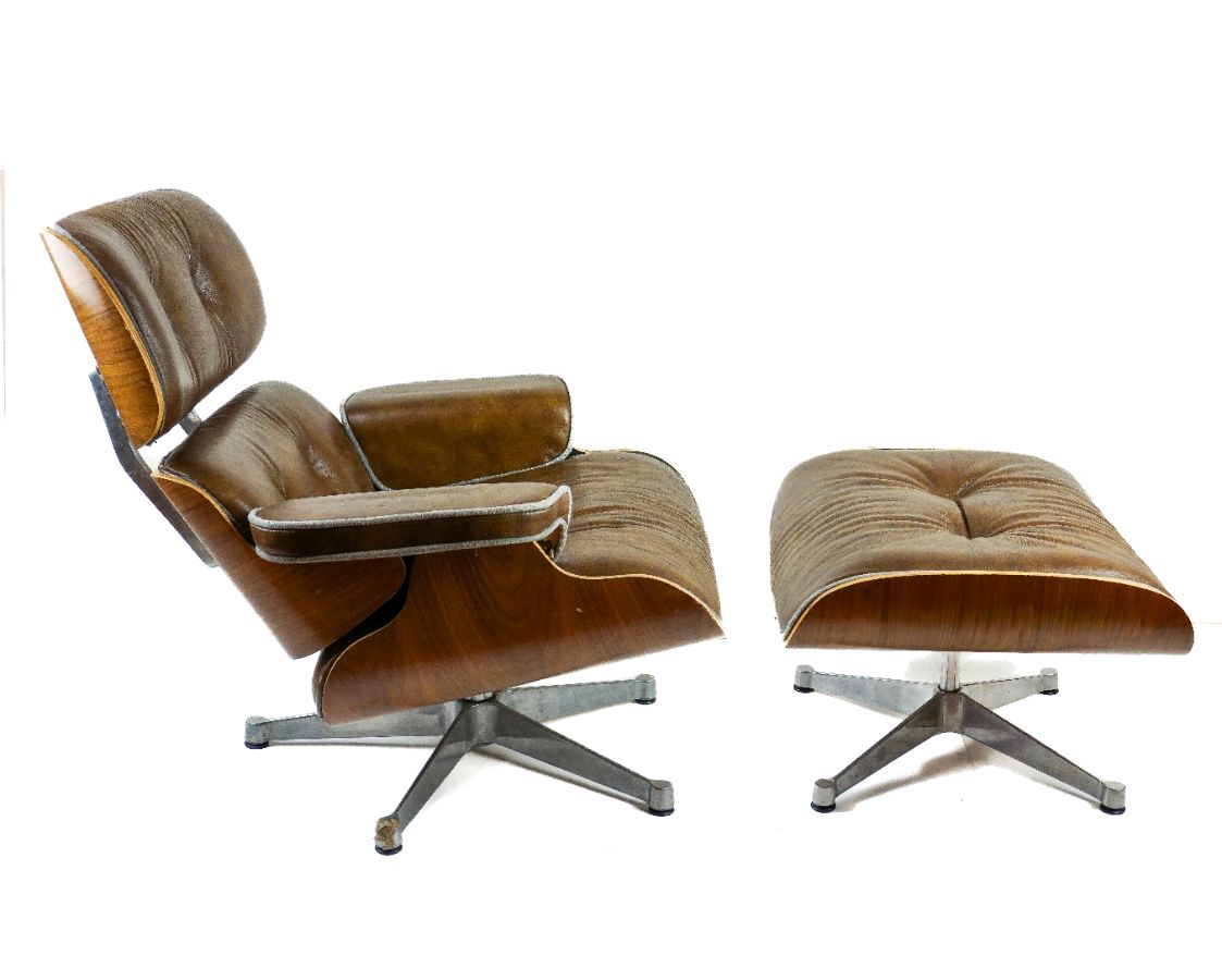 Cadeira Eames Lounge Premium e Pufe