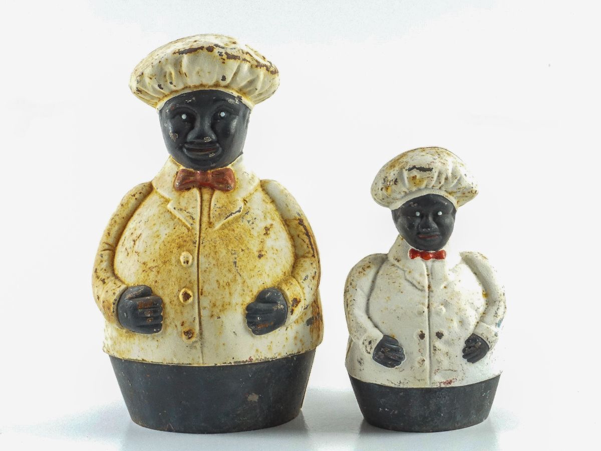 2 Mealheiros em ferro fundido