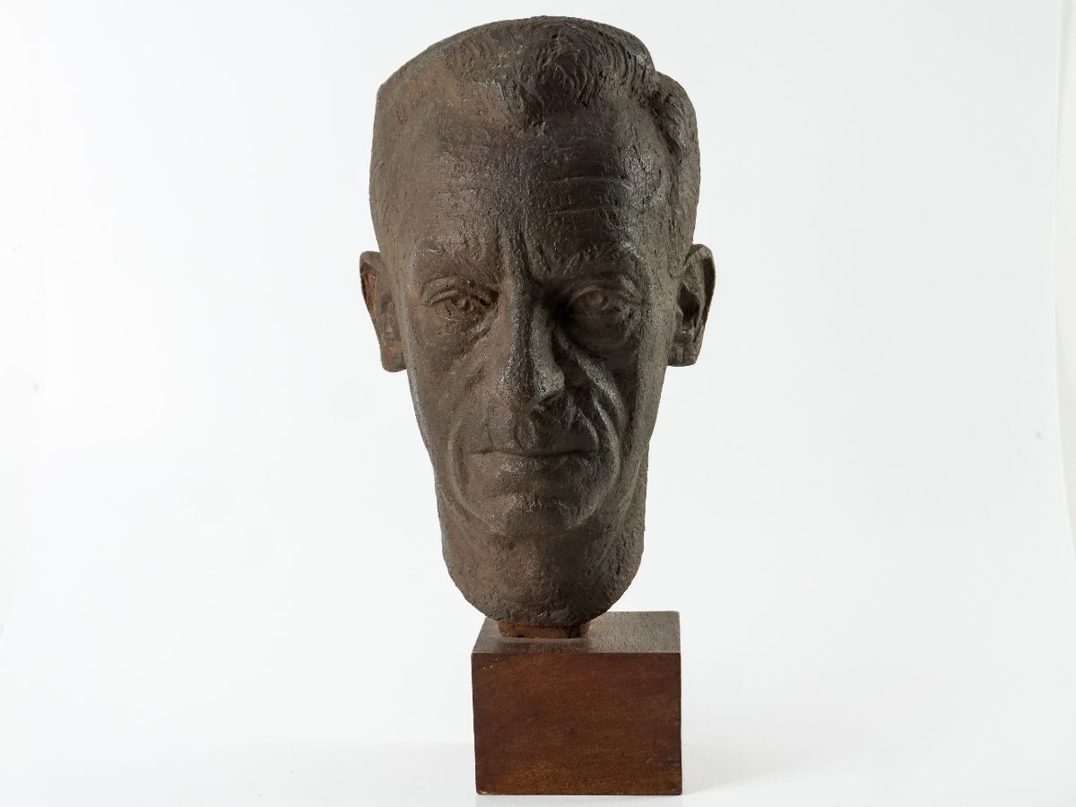 Busto masculino