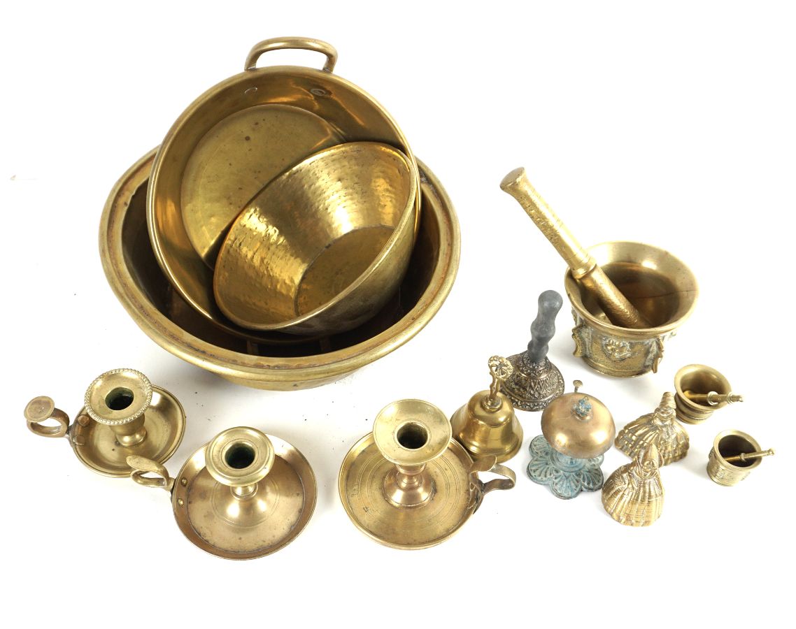 14 Peças em latão e bronze