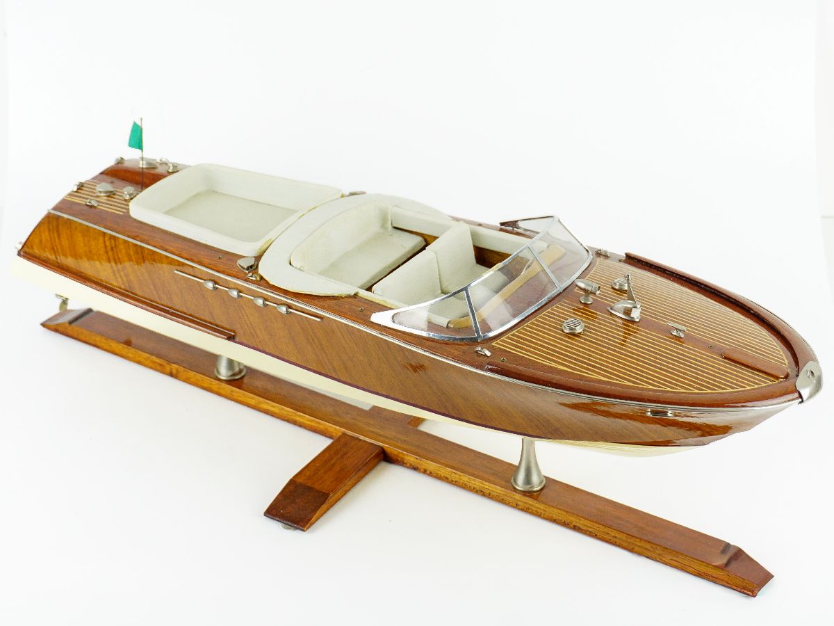 Riva Aquarama