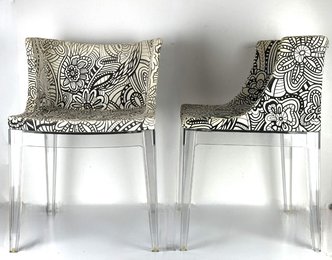 Duas Cadeiras Starck + Kartell